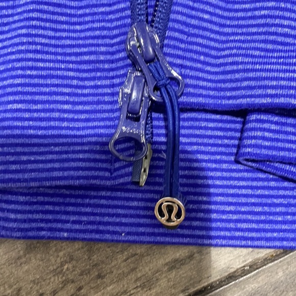 Lululemon Zip Up - Picture 2 of 5